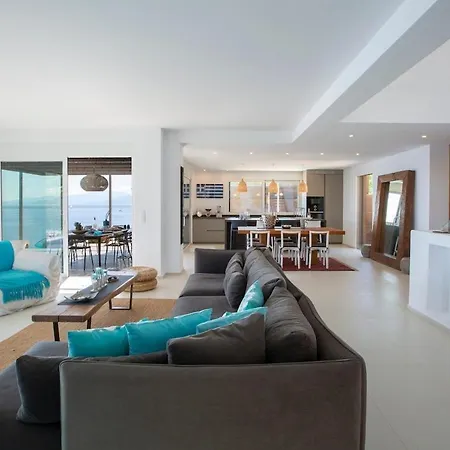 빌라 Arkoudaki Luxurious Escape With Infinity Pool & Sea Access