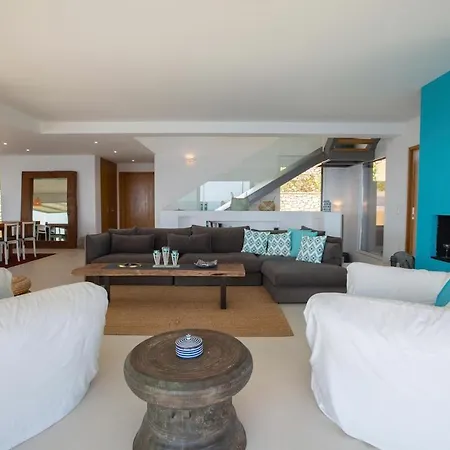 Arkoudaki Luxurious Escape With Infinity Pool & Sea Access Evgiros