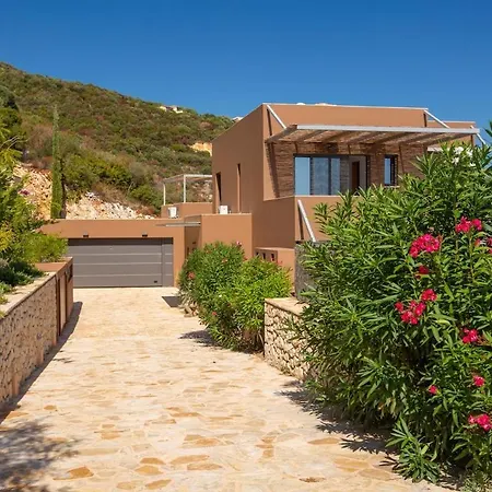 Seafront Arkoudaki *