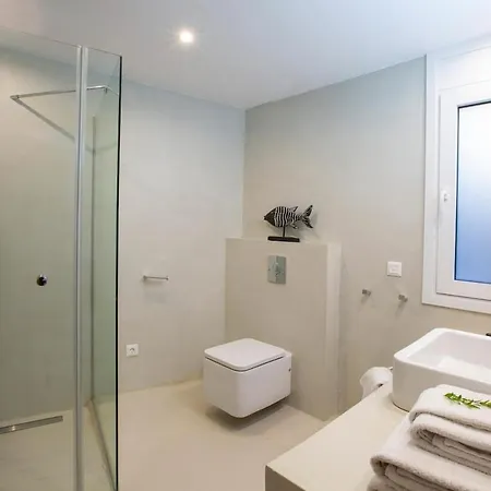 빌라 Arkoudaki Luxurious Escape With Infinity Pool & Sea Access Evgiros