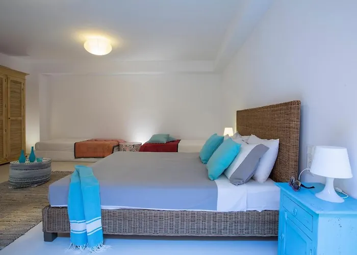 Seafront Arkoudaki * Evgiros